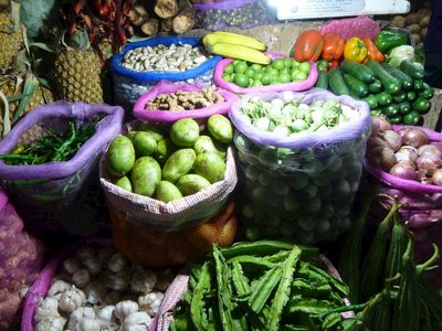 Close up of fruit and veg at Nuwara Eliya market, Sri Lanka, Asia