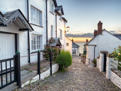 Narrow cobbled street lined with pretty cottages at Clovelly in north Devon