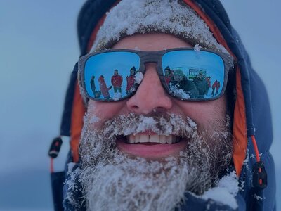 Polar explorer on Svalbard with an expedition